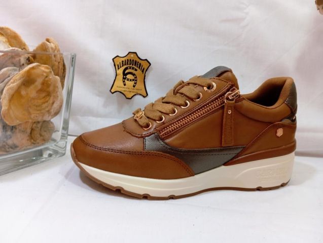 161825 DEPORTIVO PIEL CAMEL CARMELA