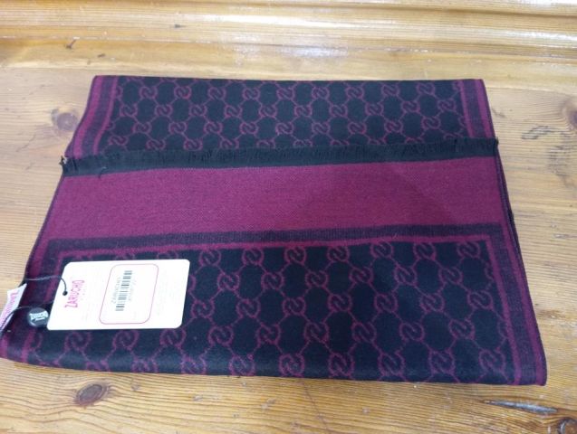 41000722 BUFANDA ENJAMBR 30*180cm 30%V 70%P ROJO