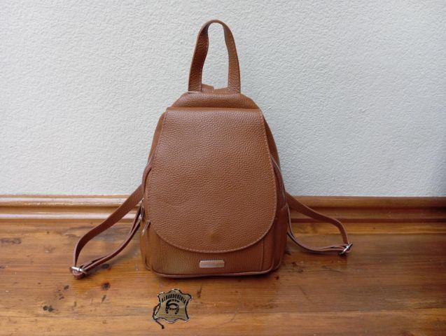 2-1075 MOCHILA PIEL DOLLARO CUERO 22X32X10